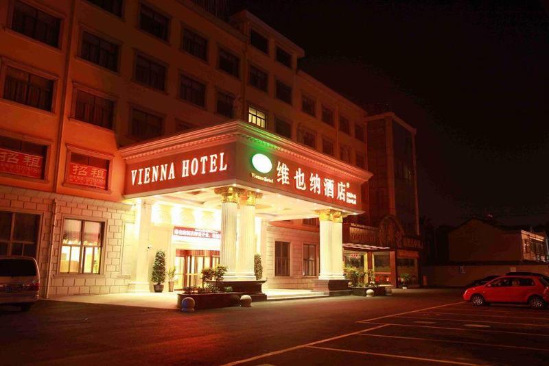 Vienna Hotel - Shanghai Pvg Branch Exteriör bild
